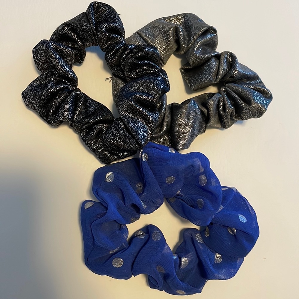 Amazon Scrunchies. Set of 3. Satin. Stretchy.